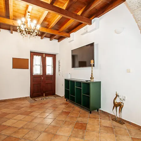 Harmonia - A Sanctuary In The Old Town Of Rhodes *