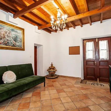 Harmonia - A Sanctuary In The Old Town Of Rhodes עיר רודוס