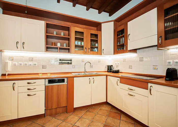 Harmonia - A Sanctuary In The Old Town Of Rhodes