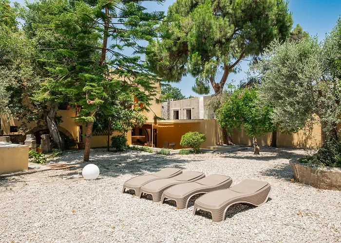 Harmonia - A Sanctuary In The Old Town Of Rhodes *