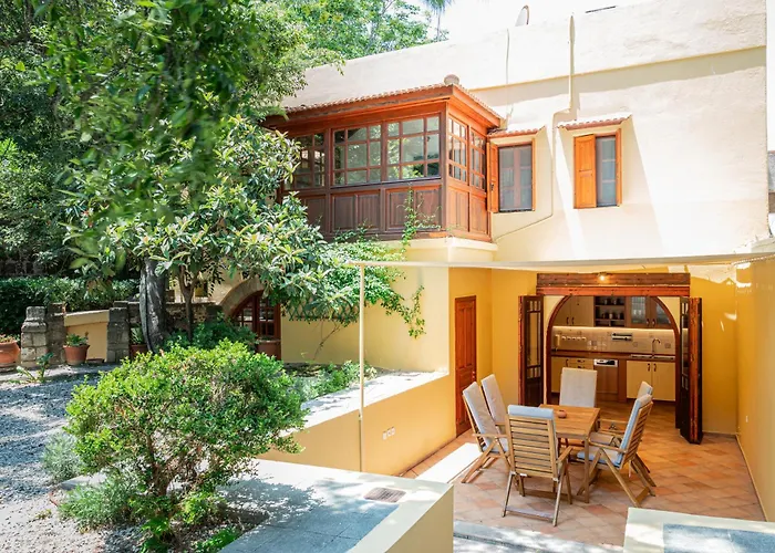 Harmonia - A Sanctuary In The Old Town Of Rhodes