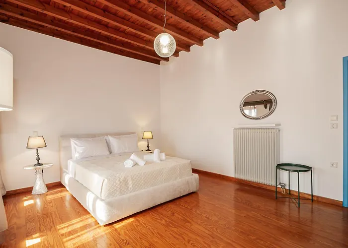 Vila Harmonia - A Sanctuary In The Old Town Of Rhodes *