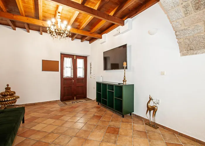 Harmonia - A Sanctuary In The Old Town Of Rhodes *